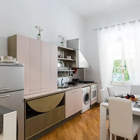 A World Aparts - 32 Calabria דירה *